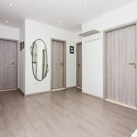 Domnius Apartment